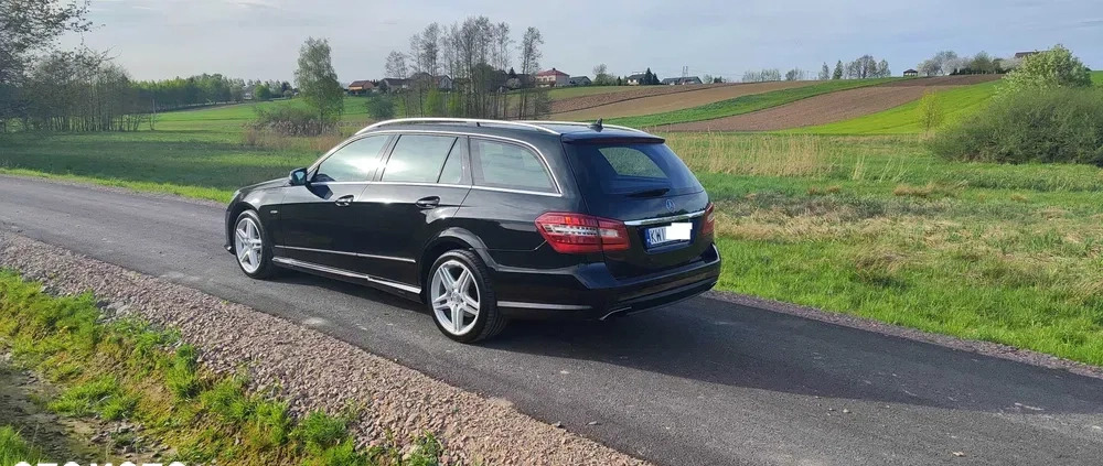 Mercedes-Benz Klasa E cena 64900 przebieg: 264624, rok produkcji 2012 z Rogoźno małe 29